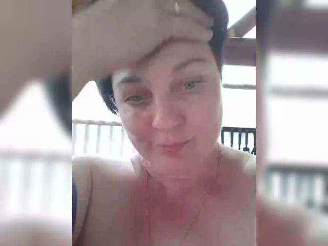 -alenyshka- on BongaCams