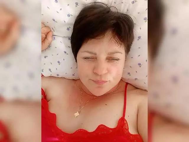 -alenyshka- on BongaCams