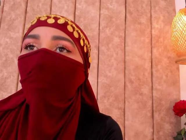 -Alisha on BongaCams