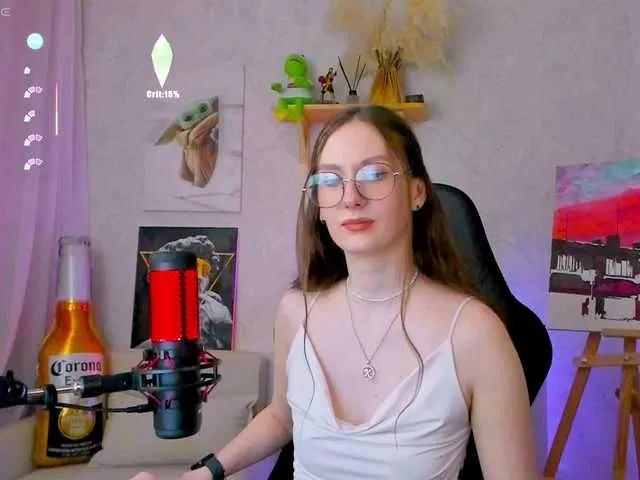 -Lovely on BongaCams