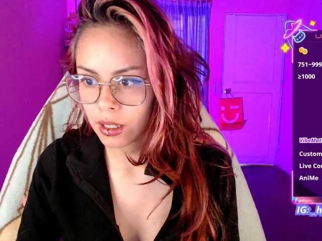 7Hana7 on BongaCams