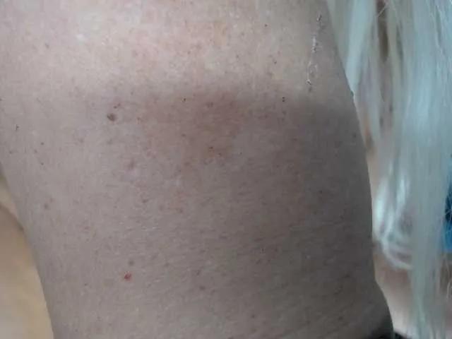 adrianna_fox on BongaCams