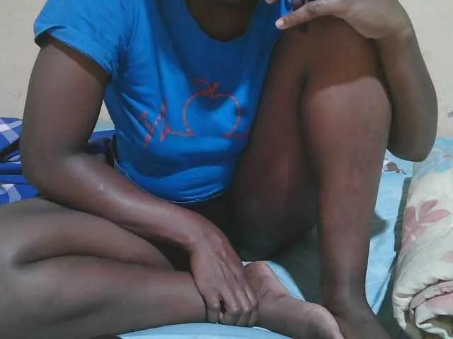 african-pussy1 on BongaCams