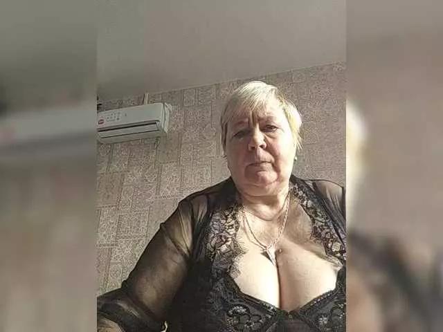 Alena61 on BongaCams