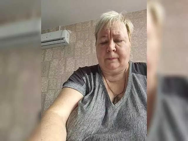 Alena61 on BongaCams