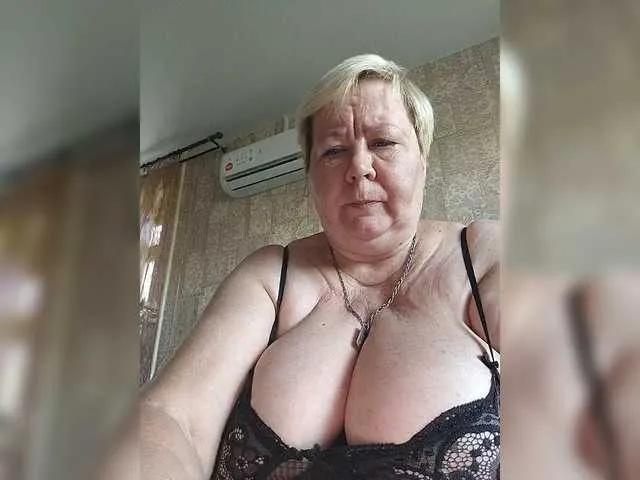 Alena61 on BongaCams