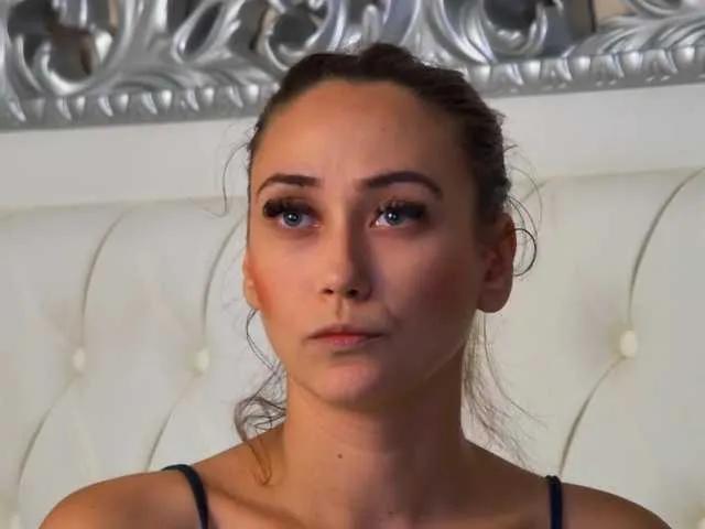 AliceMunro on BongaCams