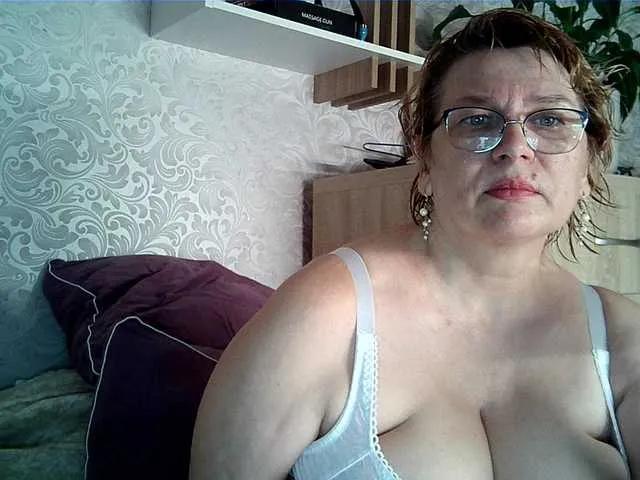 Offline alina-malina6 on BongaCams