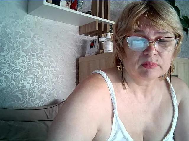 Offline alina-malina6 on BongaCams