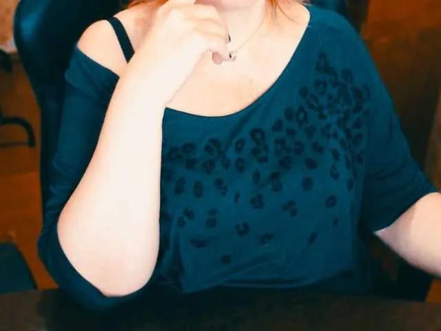 Offline Alisa1917 on BongaCams