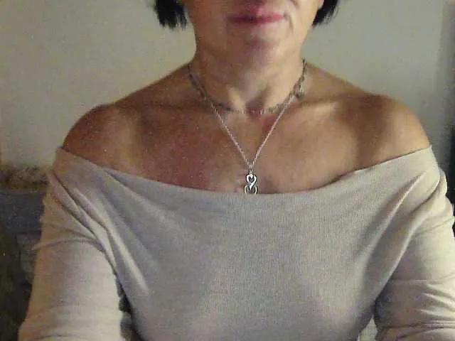 Althea000 on BongaCams