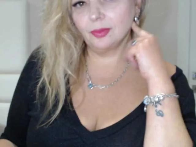 aniutkamau on BongaCams