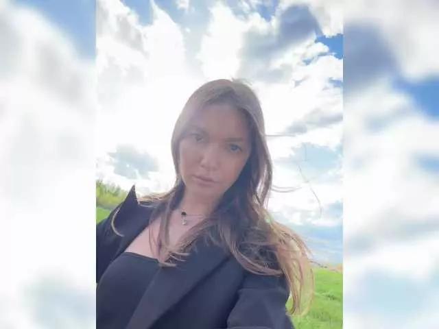 Offline ann-den on BongaCams