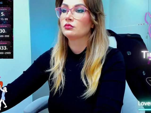 anyarosses on BongaCams