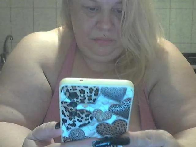 Offline AriannaMilf on BongaCams