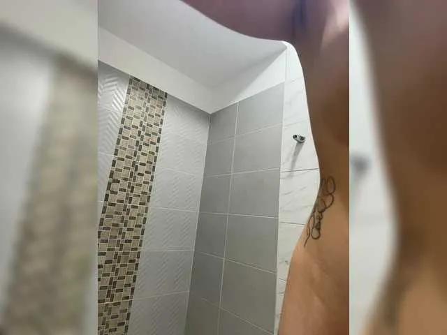 ArielMoore on BongaCams