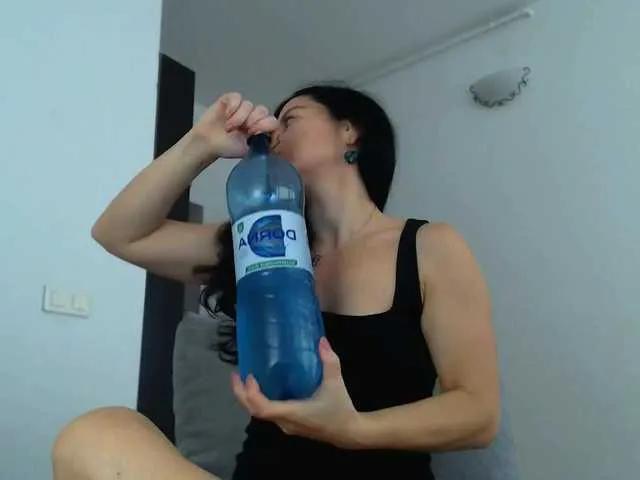 blueyesbaby on BongaCams