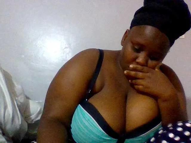 Bursty-Monique — Freechat on BongaCams