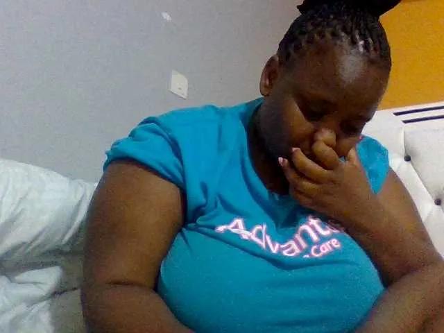 Bursty-Monique on BongaCams