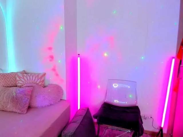 Carolalen on BongaCams