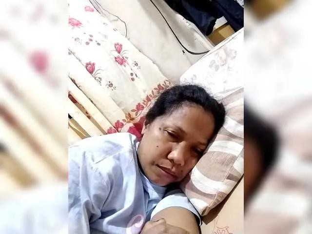 Offline Chatty22 on BongaCams