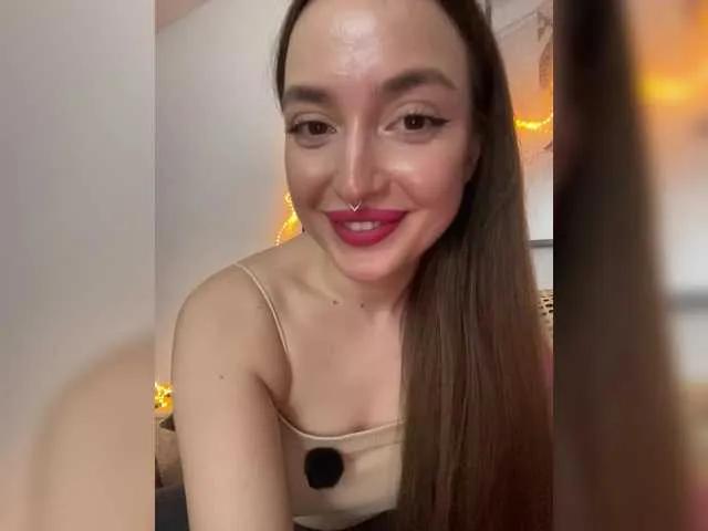 ChloeMeow on BongaCams