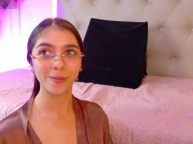 cristal-antoni on BongaCams