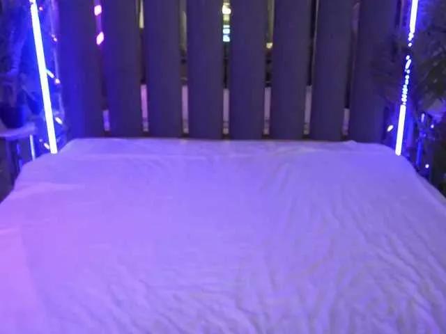 CrystallPaws on BongaCams