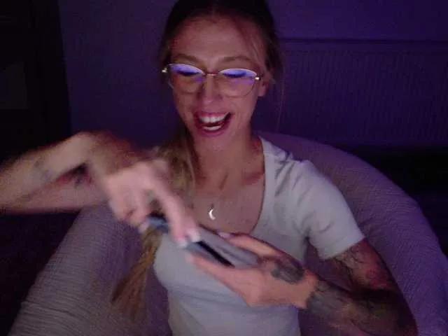 DiddySweet1 on BongaCams