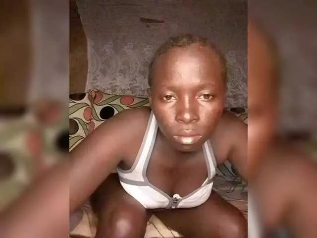 Freechat DivineAssGoddess on BongaCams