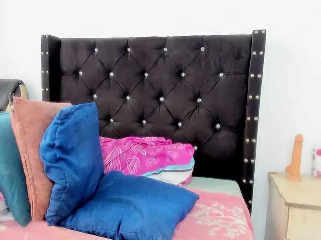 EbonnyLatinx on BongaCams