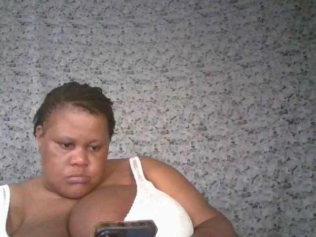 Ebonymagixs on BongaCams