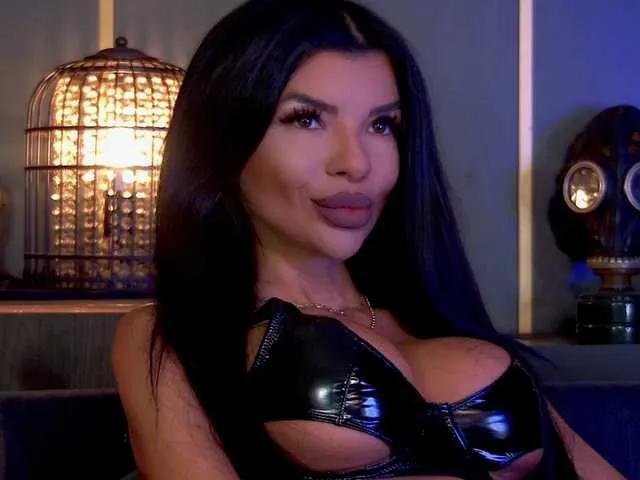 EleniaDevons on BongaCams