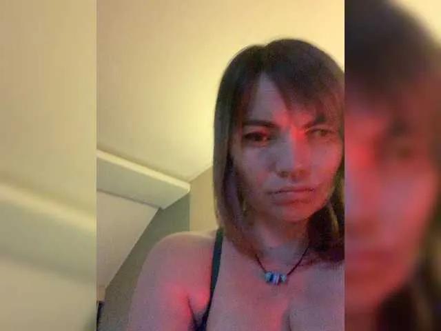 ElizavetaCream on BongaCams