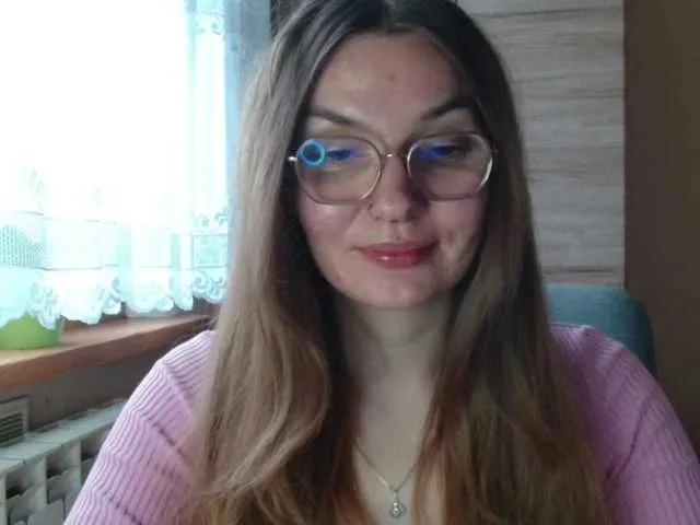 Ellyxcute — I'm young, sweet and innocent on the outside, wild, open-minded and passionate on the inside. I'm like a box of chocolates: you know what's inside the box, but you don't know what flavours you'll find inside the chocolate candy. See me in free chat,...