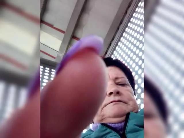 Empresswoman on BongaCams