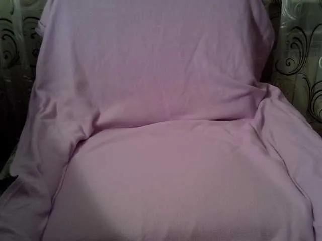 Fox-baby on BongaCams