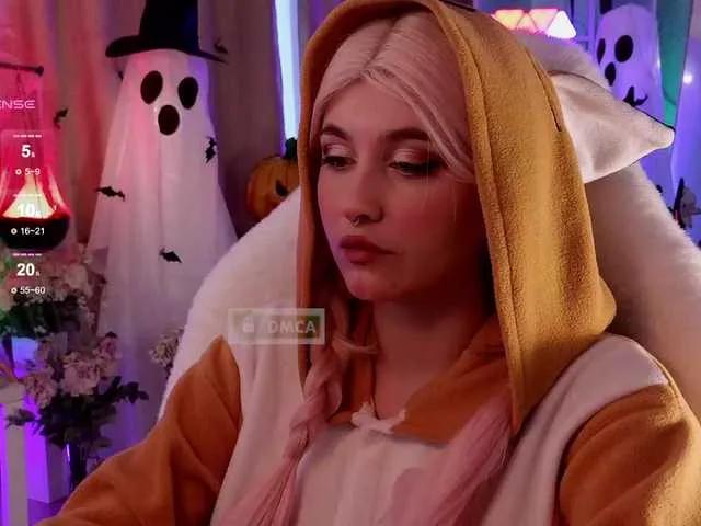 Freechat HoneyCherry on BongaCams