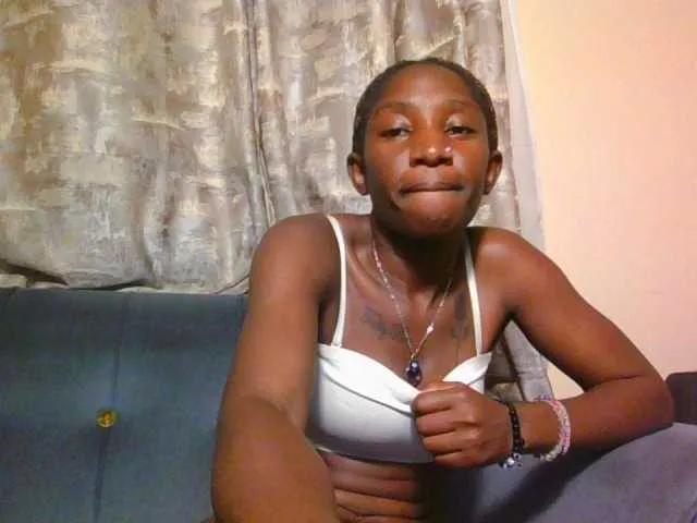 Hornycammy23 on BongaCams