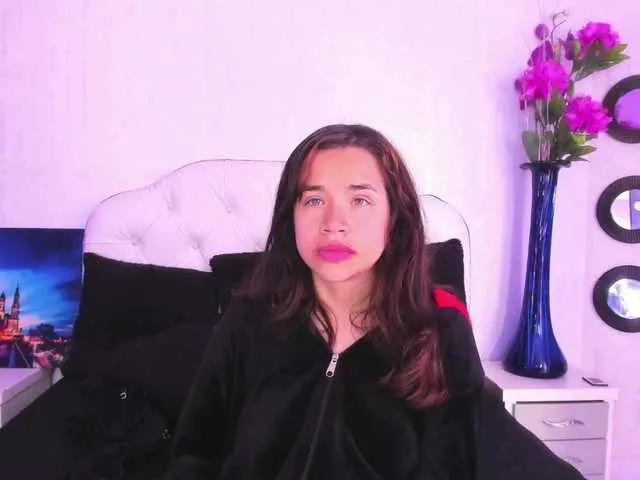 Hot-Barbie-Poku on BongaCams