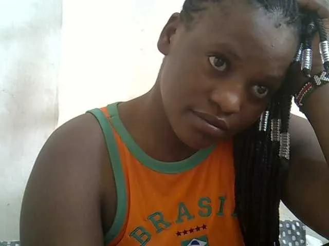 Hot-Perry on BongaCams