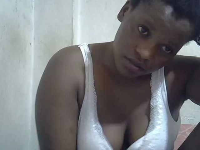 Hot-Perry on BongaCams