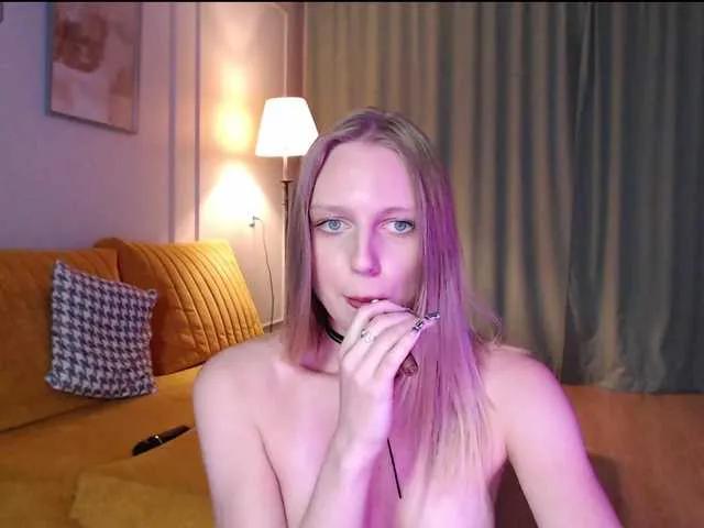 HotWillow on BongaCams