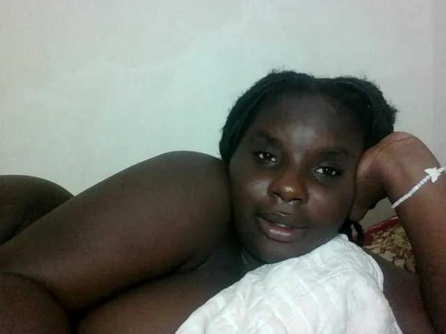 Hotybobbies on BongaCams