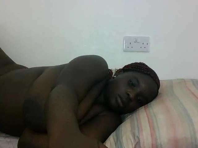 Hotybobbies on BongaCams