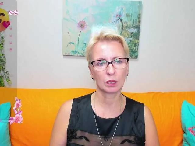 Offline iamyourdream89 on BongaCams