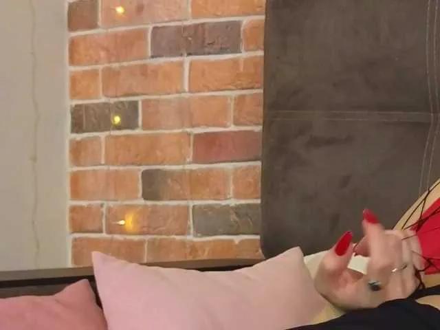 JasminDoroti on BongaCams