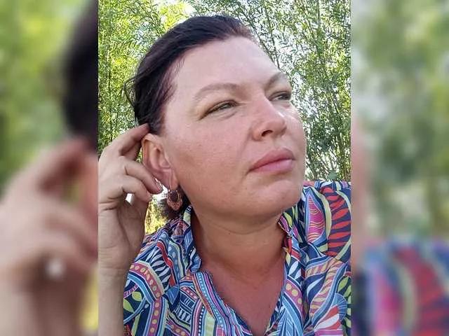 Juliamad on BongaCams