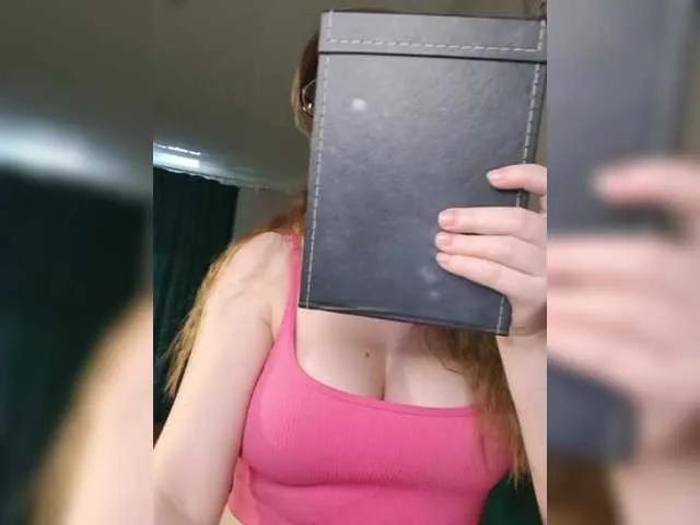 Juliberry1 on BongaCams