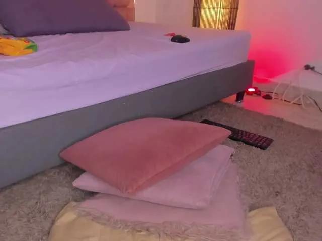 Kahia-swt on BongaCams